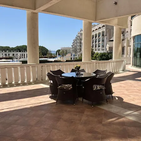 Family Luxurious With Sea View Апартаменты *