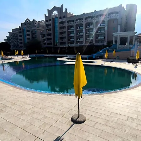 Family Luxurious With Sea View Апартаменты